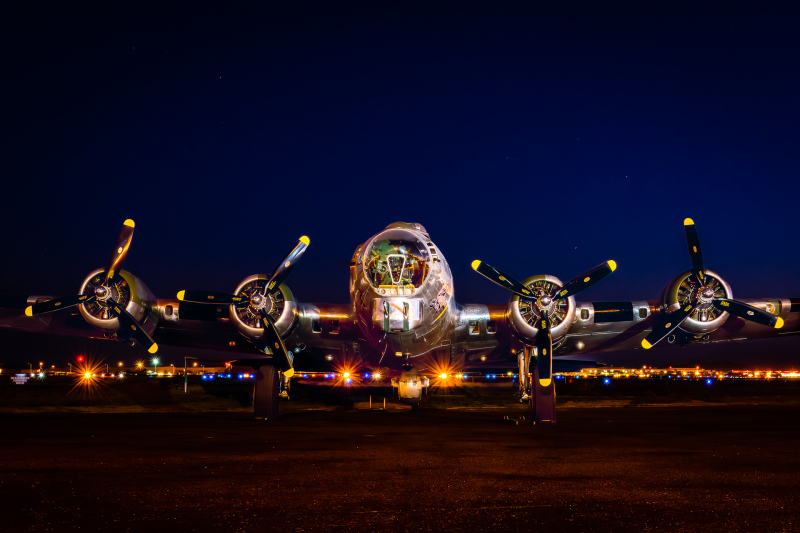 Boeing B-17 Flying Fortress Sentimental Journey Before Dawn